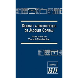 Devant la bibliothèque de Jacques Copeau